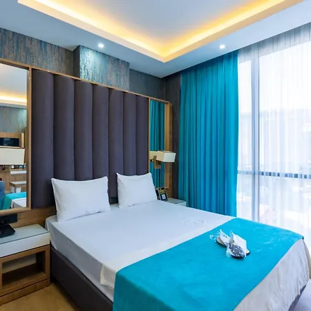 Hotell Black Palace *