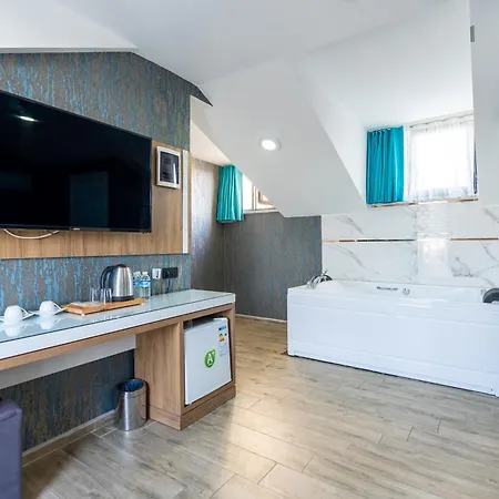 Black Palace Hotell