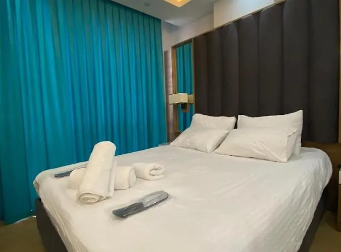 Szálloda Black Palace *