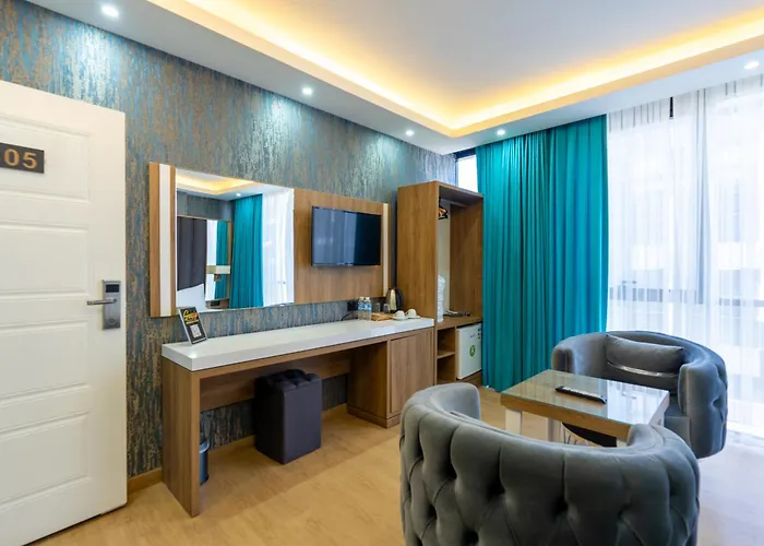 Black Palace Szálloda *